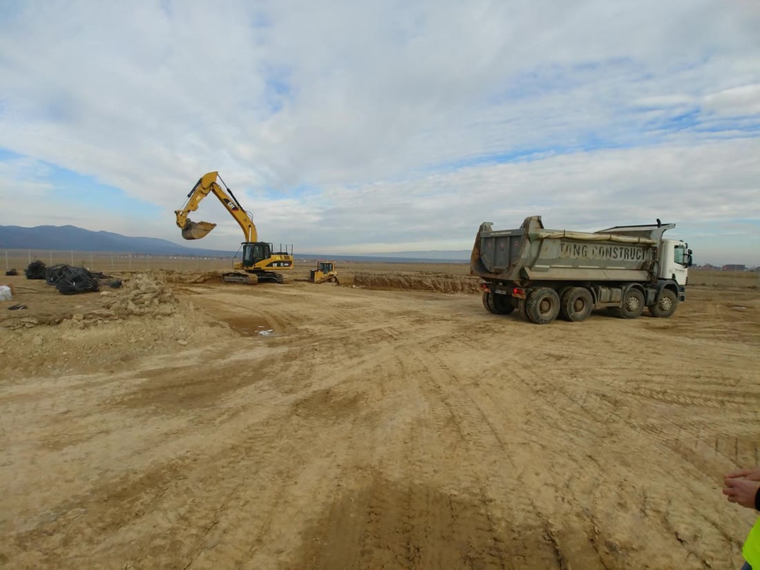 Lucrari infrastructura, fundatii, imprejmuire silozuri Crizbav(RO)