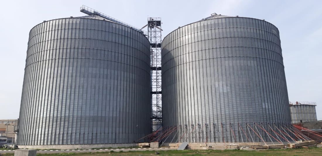 Demontare / remontare 2 silozuri cu capacitatea de 20.000 tone fiecare, Tandarei (RO)
