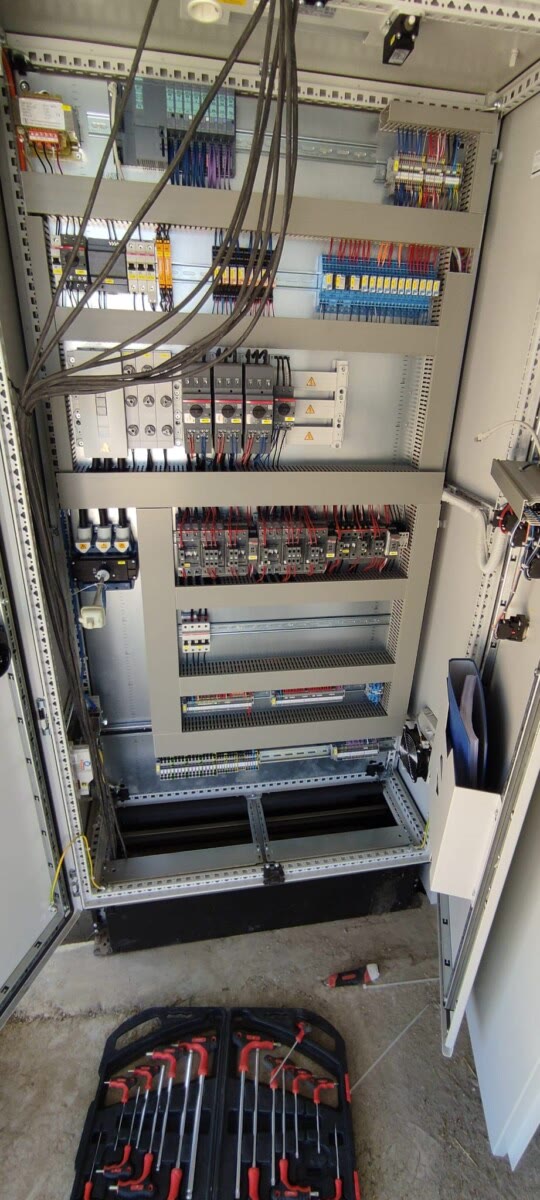 Instalatie electrica si automatizari