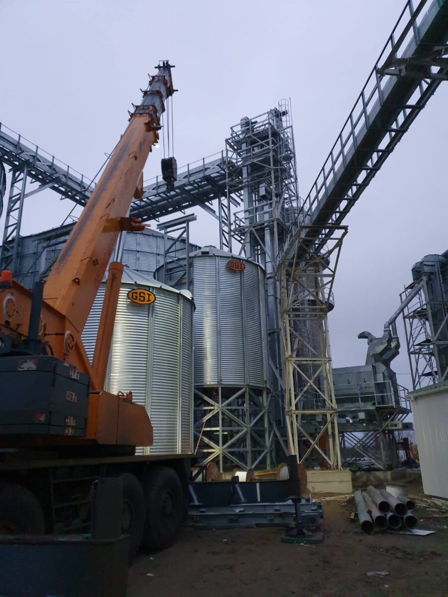 grain silo